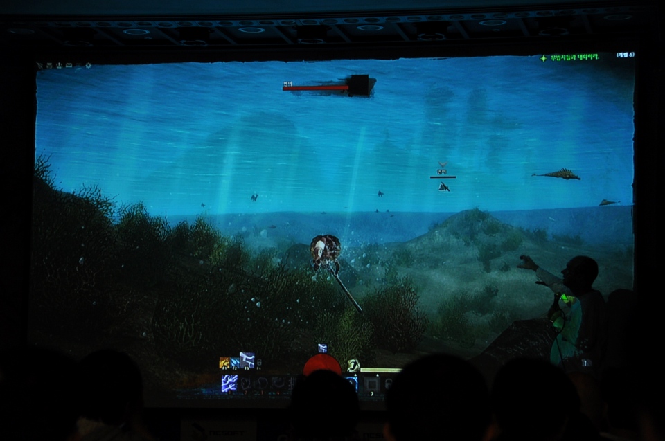 【G-STAR 2011】「ギルドウォーズ2」プレイヤーの行動がワールドのすべてに影響する…。ゲーム全体の25％が水中戦闘！？「2011 NCSOFT G-STAR PREMIERE」レポートその2の画像