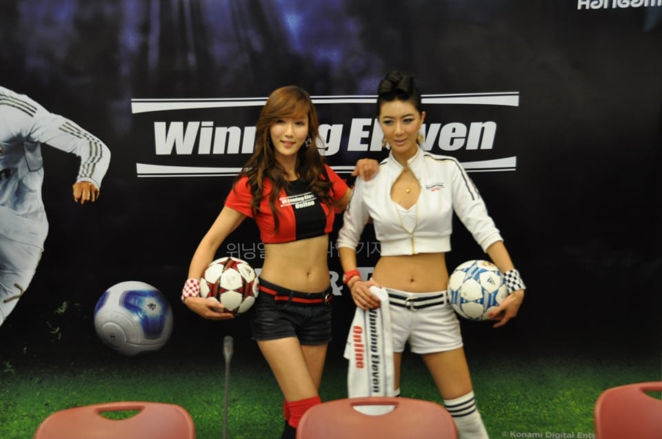 【G-STAR 2011】「ウィニングイレブン オンライン」G-STAR 2011にて世界初のプレイビルドを公開、韓国では2012年中のOBTを目標にの画像