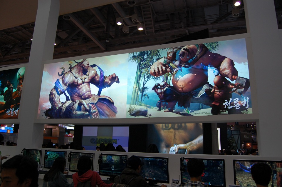 【G-STAR 2011】スマートフォン・タブレット向けタイトルが目立つWemade entertainmentとMOアクションRPG「Red Blood」を出展するBIG SPOONブースをレポートの画像