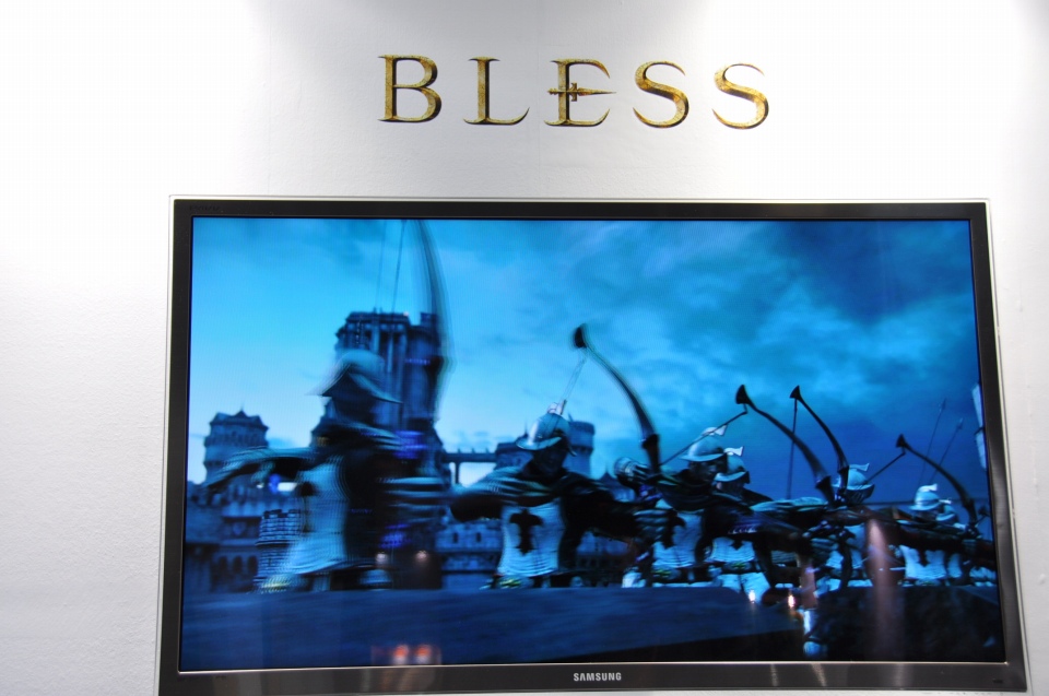 【G-STAR 2011】思わず本気でプレイしてしまうTPS「DIZZEL」、「BLESS」「EIN」のゲームシアターには長蛇の列が！NEOWIZ GAMESブースレポートの画像