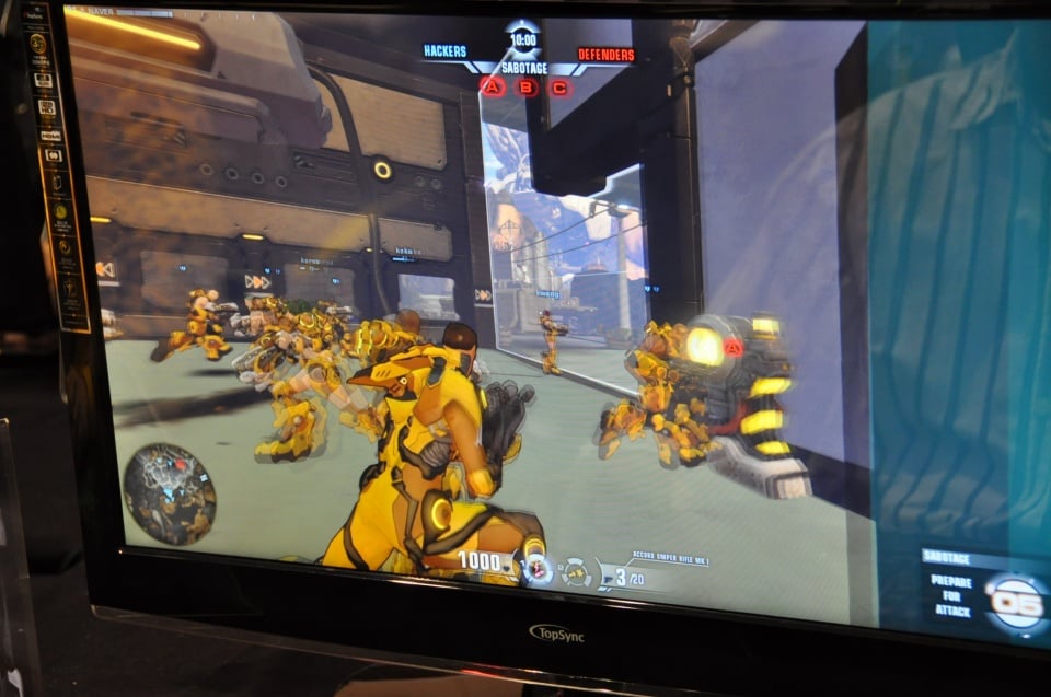 【G-STAR 2011】アクションとシューティングの融合、クセになる操作性や近未来のグラフィックも良い！「FIREFALL」プレイレポートの画像