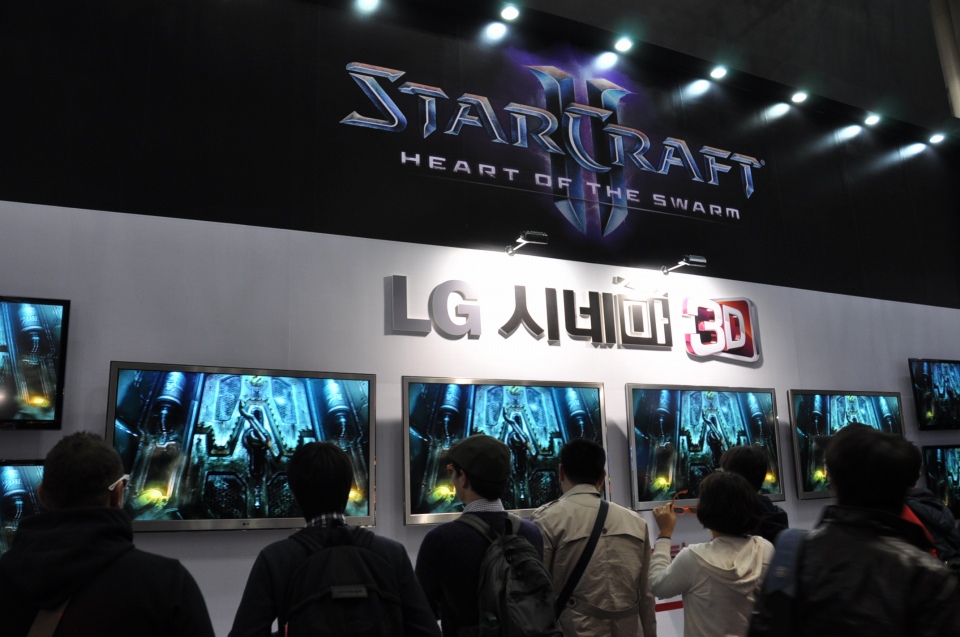 【G-STAR 2011】シリーズ最新作「DIABLO III」に注目が集まる！「StarCraft II」「World  of Warcraft」を出展したBlizzard Entertainmentブースレポートの画像