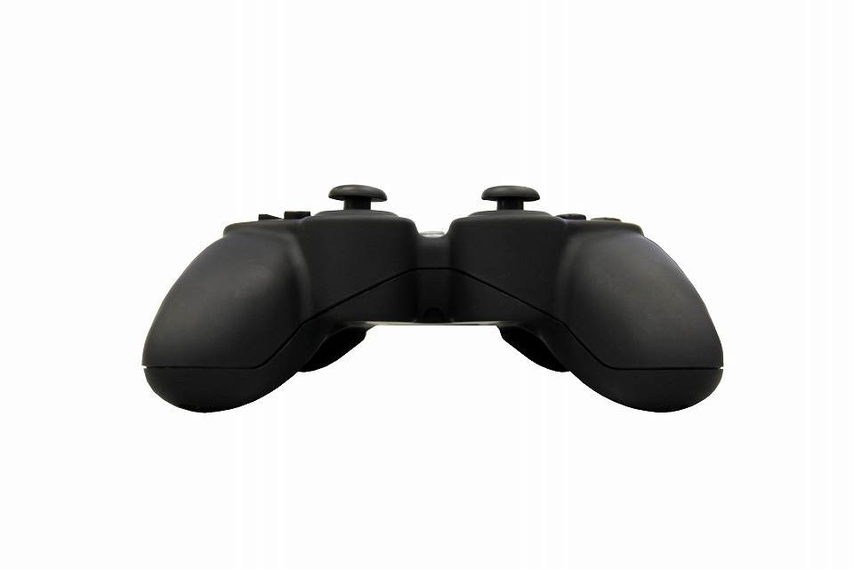 モンスターハンター フロンティア オンライン、「入門パッケージ 動作認定ゲームパッド EF-GP2同梱」2月11日発売の画像