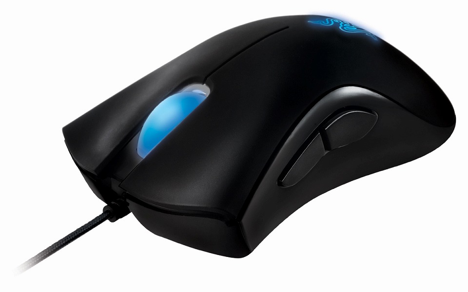限定アイテムコードが付属したゲーミングマウス「Deathadder ファンタジーアース ゼロ スペシャルエディション」が限定1,000個で発売決定の画像