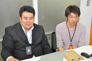 (写真左から)佐塚 有希氏、飯田 正博氏