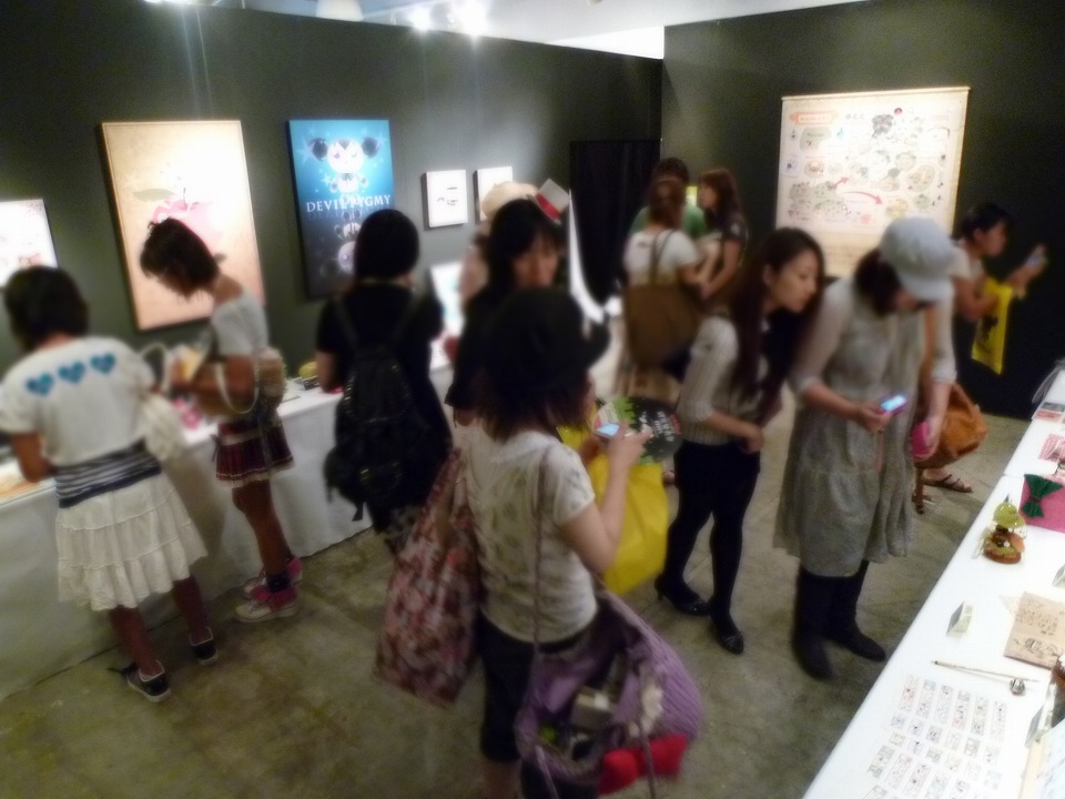 リヴリーアイランド コル、8月17日より渋谷Parco Museumにてオフラインイベント「研究発表会2012～リヴリー in ワンダーランド～」開催決定！の画像