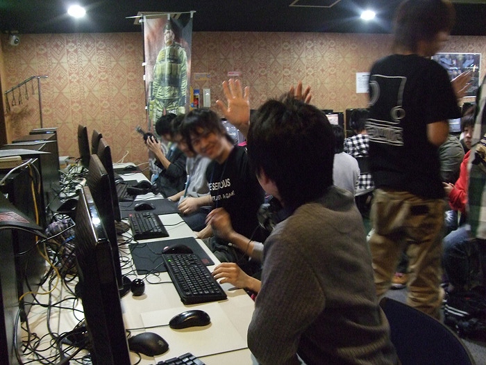 Alliance of Valiant Arms、全国各地のネットカフェ店舗でのオフラインイベント「AVAネットカフェ キャラバン2012～夏の全国ツアー～」開催決定＆前半スケジュールの参加受付を開始の画像