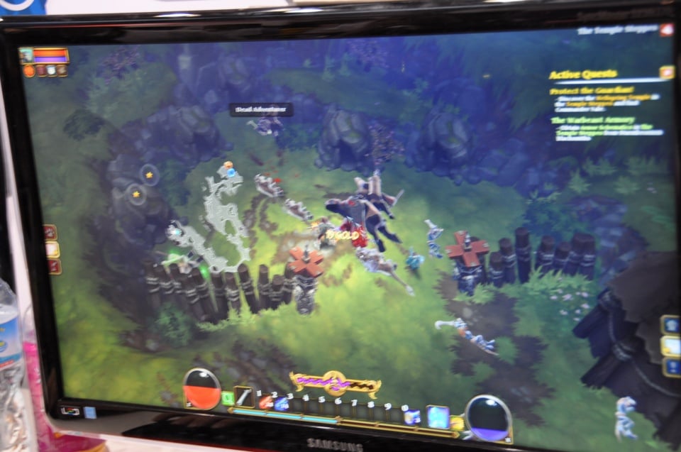 【ChinaJoy 2012】「聖闘士星矢 ONLINE」シアターではムービーが公開、「Torch LightII」「Dungeons and Dragons Neverwinter」も展示！PERFECT WORLDブースレポの画像