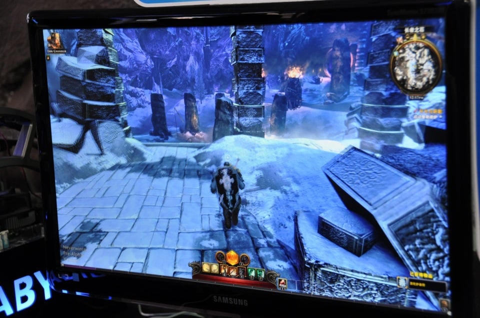 【ChinaJoy 2012】「聖闘士星矢 ONLINE」シアターではムービーが公開、「Torch LightII」「Dungeons and Dragons Neverwinter」も展示！PERFECT WORLDブースレポの画像