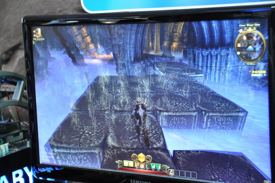 【ChinaJoy 2012】「聖闘士星矢 ONLINE」シアターではムービーが公開、「Torch LightII」「Dungeons and Dragons Neverwinter」も展示！PERFECT WORLDブースレポの画像