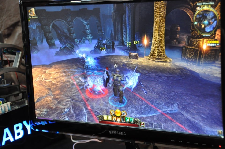 【ChinaJoy 2012】「聖闘士星矢 ONLINE」シアターではムービーが公開、「Torch LightII」「Dungeons and Dragons Neverwinter」も展示！PERFECT WORLDブースレポの画像