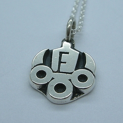 ドラゴンネスト、シルバー工房【史】にてオリジナルシルバーアクセサリー発売開始の画像