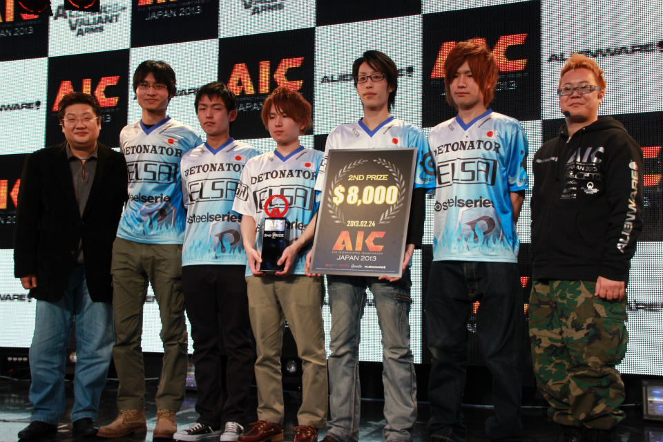 オンラインFPS「Alliance of Valiant Arms」の国際大会「AIC2013」の決勝トーナメントが開催―4クランによる激戦を徹底リポート！の画像