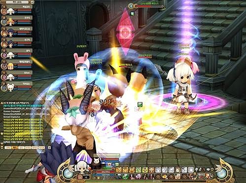 Hオンライン、2大勢力に分かれて戦うRvRや多人数で挑むレイドダンジョンなどゲームに搭載されるコンテンツが公開の画像