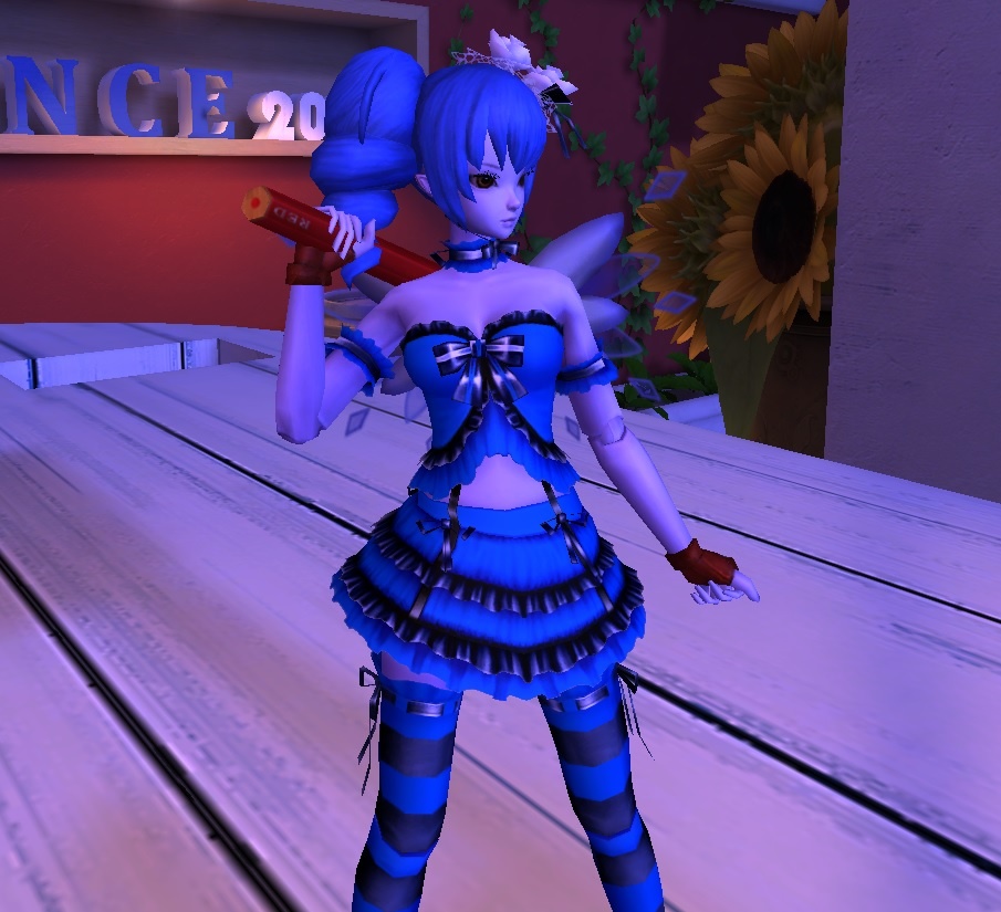 トイ・ウォーズ、ニューカラーバージョンとして復活！トイくじ第2弾2013「セーラー服とトリプルショットガン」が発売の画像