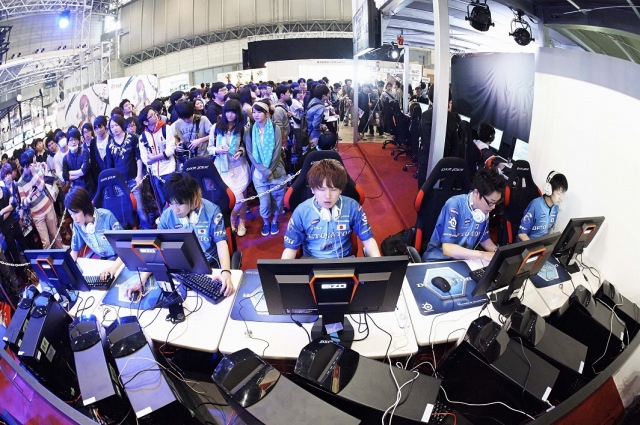 Alliance of Valiant Arms、世界トップクランの戦いに迫る！ 熱戦が繰り広げられた「AVAIFM2014」レポートがTVで放映決定の画像