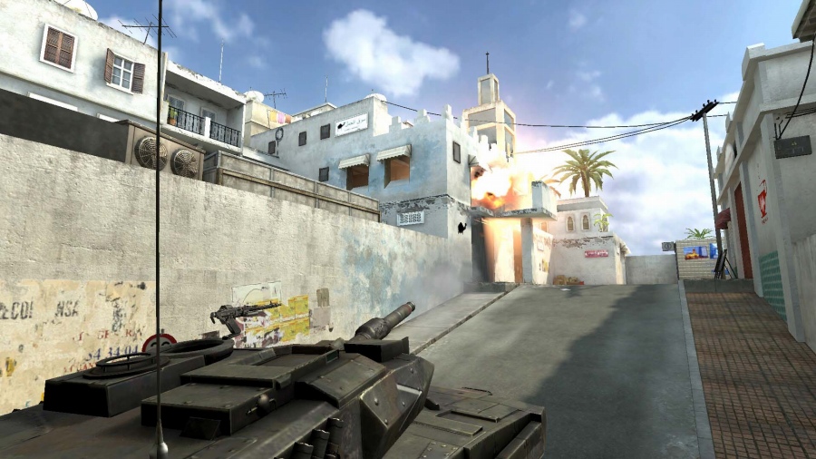 「Alliance of Valiant Arms」重厚な壁を戦車の主砲で粉砕！新護衛MAP「CASABLANCA」が10月8日に実装の画像