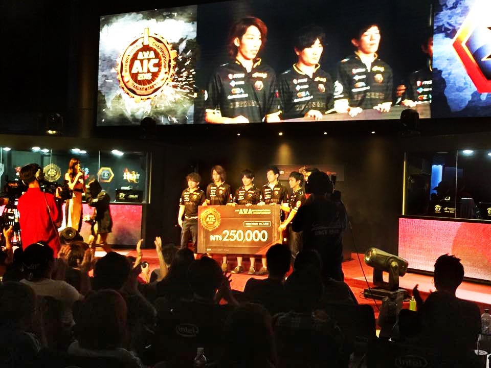 DeToNatorが世界大会「Alliance of Valiant Arms International Championship 2015」にて準優勝！の画像