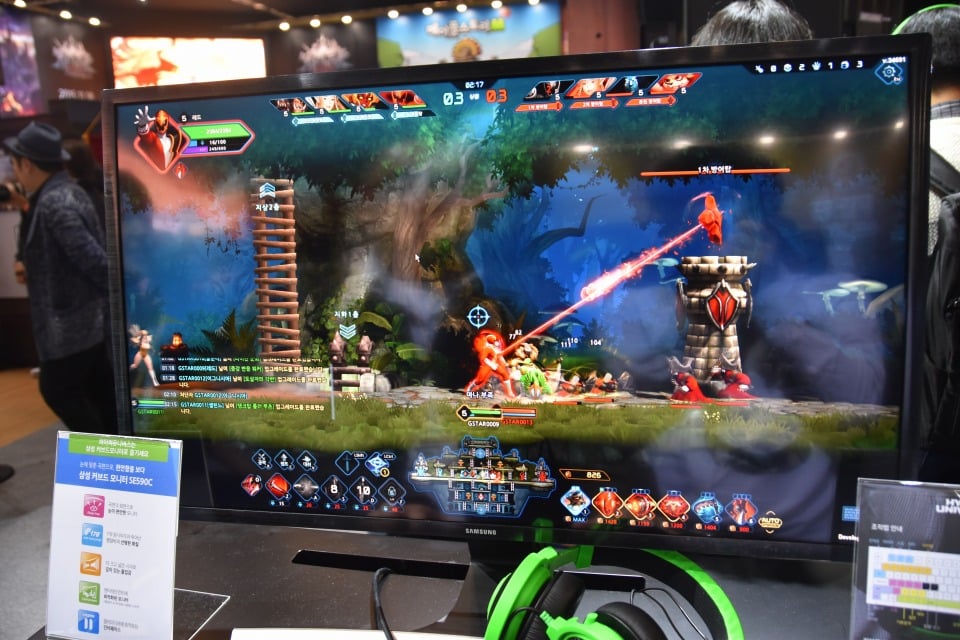 【G-STAR 2015】レッドが大活躍！横スクロールタイプの新作MOBA「HYPER UNIVERSE」のインプレッションの画像