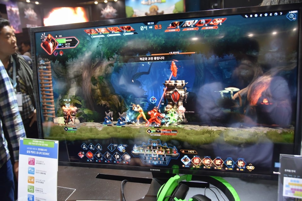 【G-STAR 2015】レッドが大活躍！横スクロールタイプの新作MOBA「HYPER UNIVERSE」のインプレッションの画像