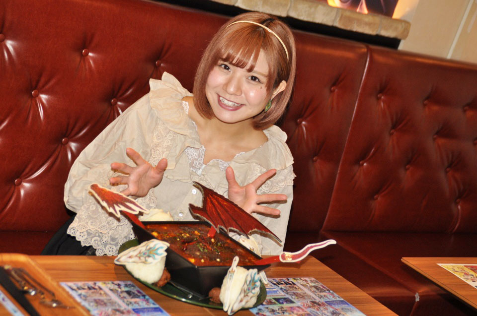 現役アークス・天野名雪さんがコラボメニューに舌鼓！「PSO2アークスカフェ2019」試食会をレポートの画像