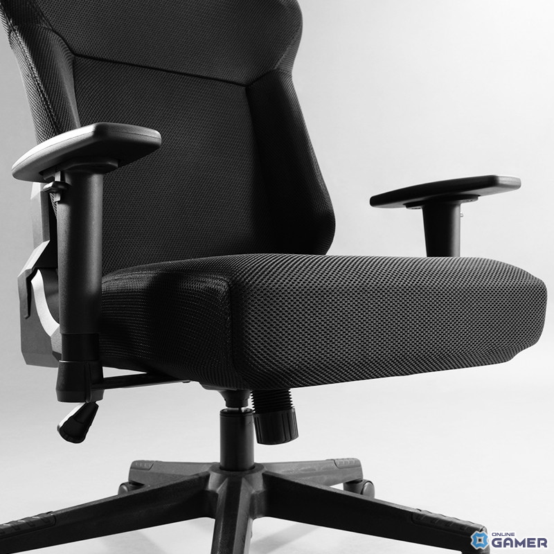 Bauhutteのゲーミングチェア「G-520」登場！アクセサリで理想のゲーミング環境をカスタマイズ可能の画像