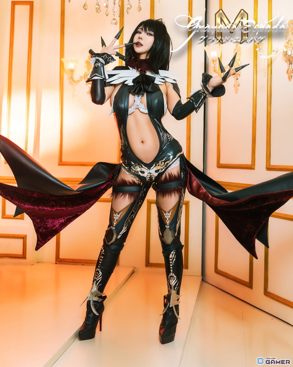 「グラナド・エスパダM」ストア事前登録が開始！悪魔的な魅力を放つ黒い衣装をまとった“暴走エミリア”のコスプレ動画も公開の画像