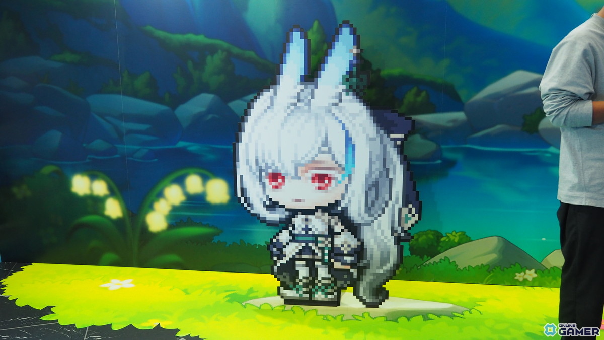 高柳知葉さんが声を担当する新規職業「緋眼の旅人レン」が発表！「メイプルストーリー」オフラインイベント「2025 Super Maple Party」をレポートの画像